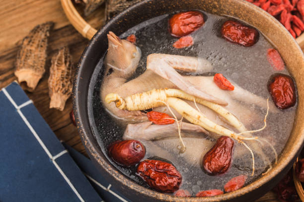 istock Chinese Cuisine: Stewed Pigeon Soup with Ginseng 1292578353