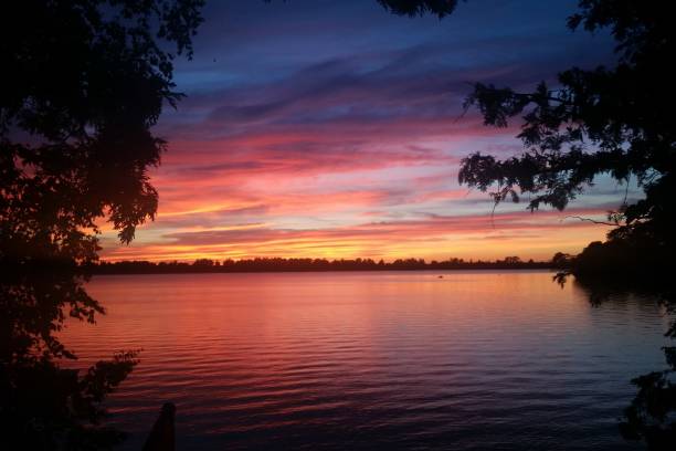 istock Lake Dalrymple Sunsets 1292578441
