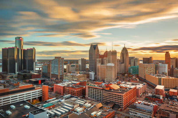 istock Detroit, Michigan, USA Downtown Skyline 1292588802