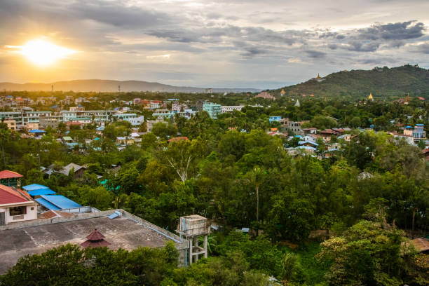 istock Mandalay Myanmar Burma Southeast Asia 1292593398
