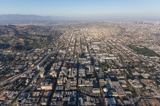 istock Hollywood Hazy Afternoon Aerial 1292610689