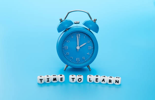 istock Concept of time to learn 1292683884