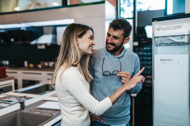 istock Young couple in shopping 1292724850