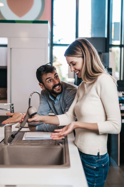 istock Young couple in shopping 1292724855