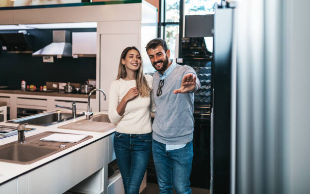 istock Young couple in shopping 1292724862