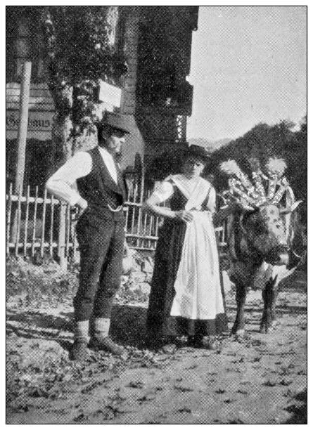 istock Antique dotprinted black and white photograph: Couple 1292732832