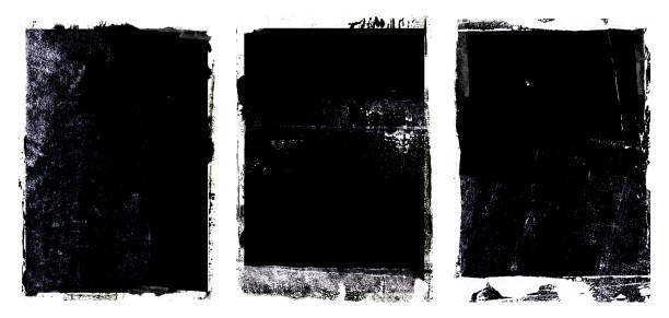 Grunge and dirty white trio borders.