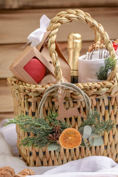 istock Christmas picnic basket 1292779495