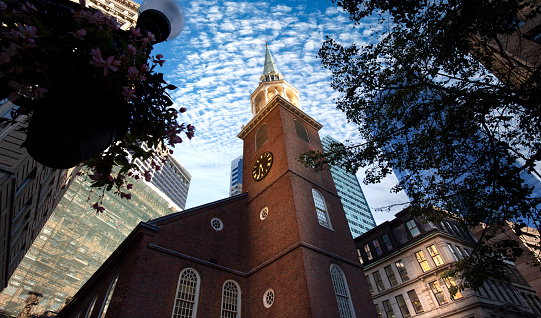 James Watson House, at 7 State Street, built in 1793, and Church of Our Lady of the Holy Rosary, left, in Lower Manhattan, New York, NY, USA