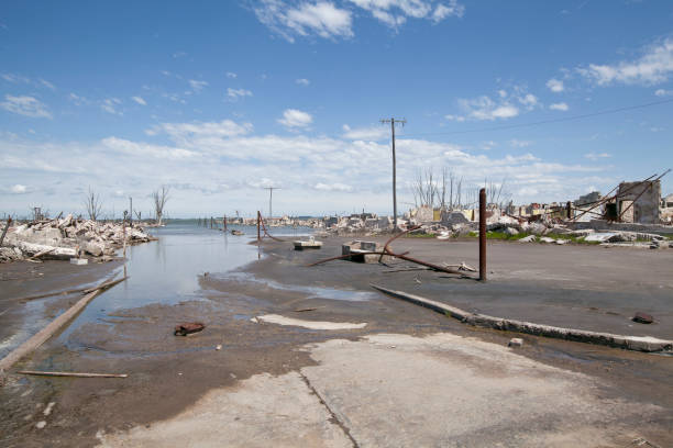istock Epecuen' street in ruins 1292818638