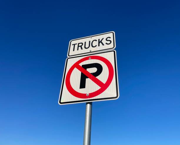 istock A no truck parking sign 1292831621