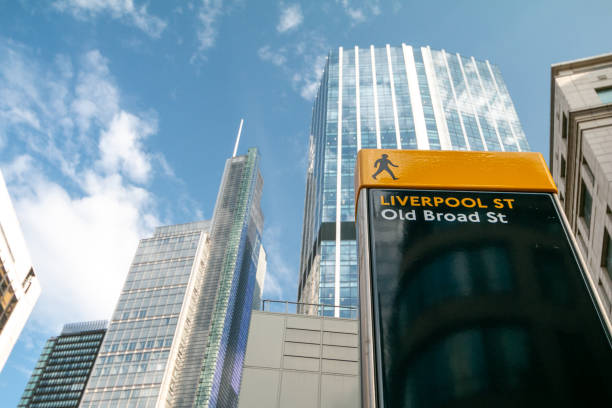 Liverpool Street Pictures | Download Free Images on Unsplash