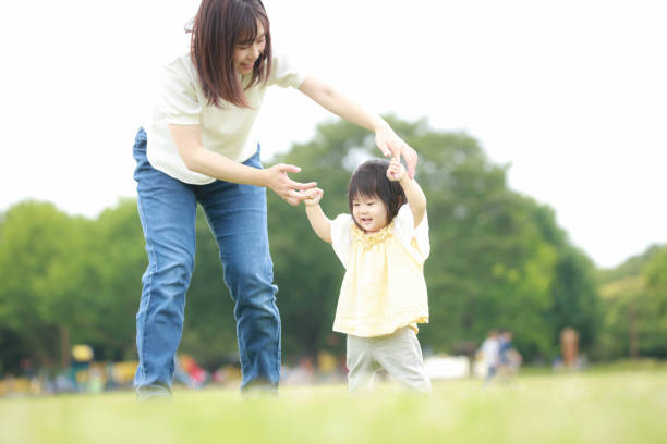 istock Smiley parent and child 1292853276