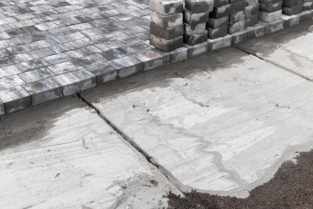 istock Laying of paving slabs, ground alignment 1292917347