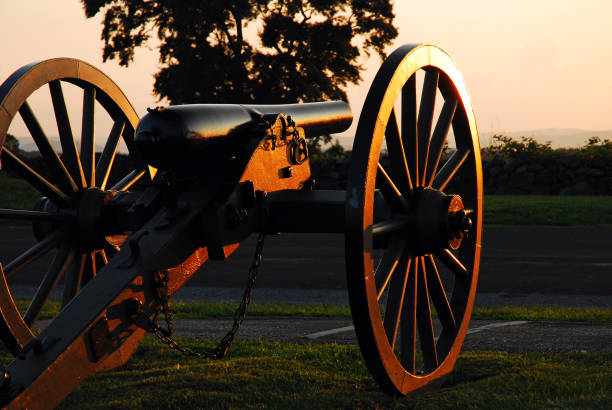 istock Civil War cannon at sunset 1292958143