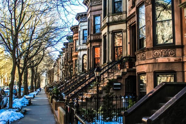 avvento a brooklyn - brooklyn row house townhouse house foto e immagini stock