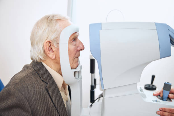 istock Senior man having his eye pressure checked 1293039022