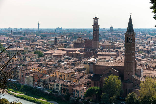 istock Verona City View 1293097028