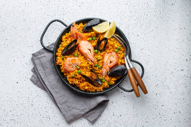 istock Traditional Spanish seafood paella 1293104800