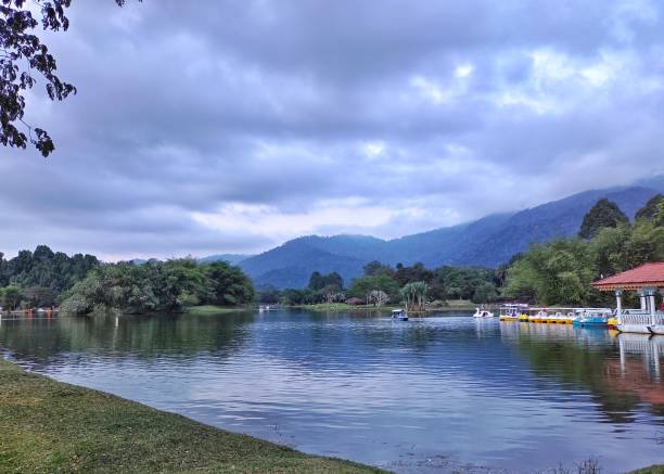 istock Taiping Lake Garden 1293151200