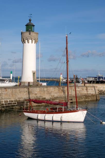 istock Sailing in Port-Haliguen 1293164395