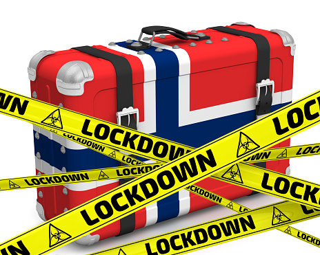 Retro suitcase with the flag of the Kingdom of Norway on a white surface with yellow warning tapes that say LOCKDOWN. 3D illustration