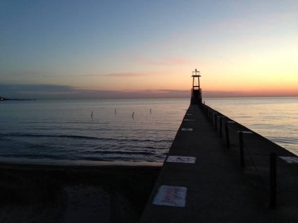 istock Lake Michigan Hollywood Beach Chicago 1293205736