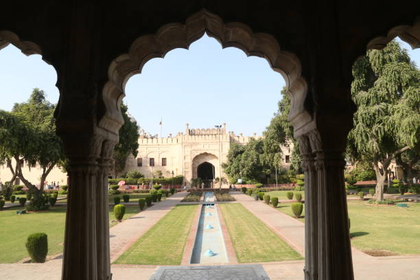 istock Shahi Qila, Lahore 1293287063