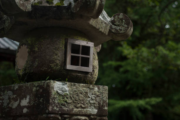 istock Stone details of shrines and graves 1293289196