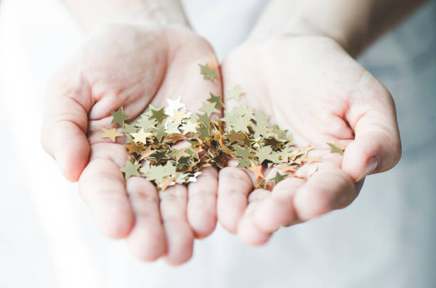 istock A Handful of Stars 1293300710