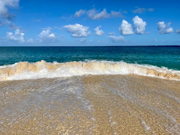 istock Baie rouge, red bay, red pond 1293329580