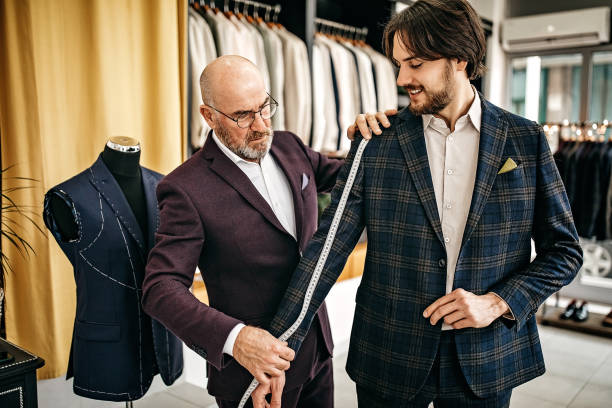 lo hicimos bien para ti - tailor suit textile fashion fotografías e imágenes de stock