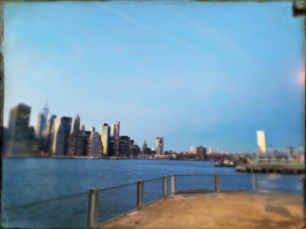 istock Lower Manhattan Across the East River 1293383064