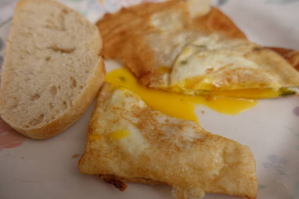 istock Brick sheet stuffed with egg  Fried food 1293391539