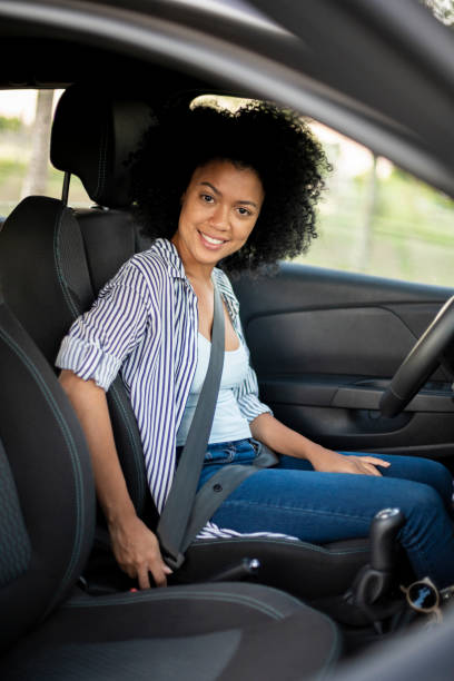 istock Young woman inside of a car 1293418382