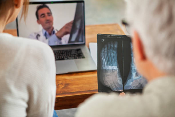 istock Senior couple doing telemedicine 1293418542