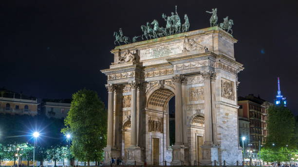 istock Arch of Peace in Simplon Square timelapse at night. It is a neoclassical triumph arch 1293440864