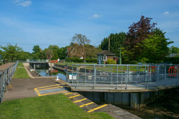 istock The River Thames, Shepperton, Surrey, England, UK. 1293472408