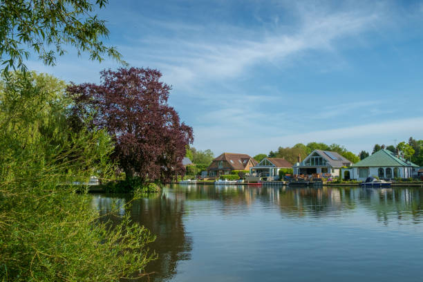 istock The River Thames, Shepperton, Surrey, England, UK. 1293472603