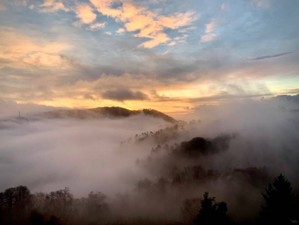 istock Winter Sunrise in Tramonti Campiglia 1293497810