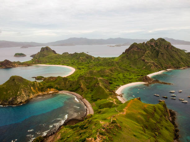 istock Padar Island aerial view 1293531116