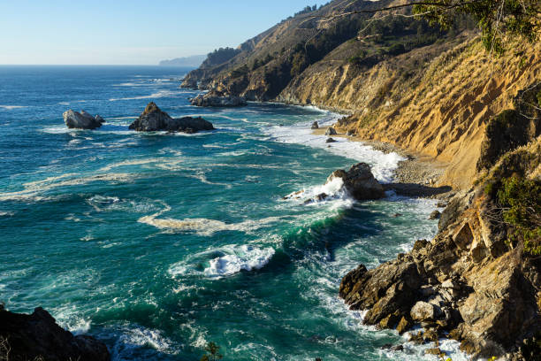 California Coast Waves along the Northern California Coast big sur stock pictures, royalty-free photos & images