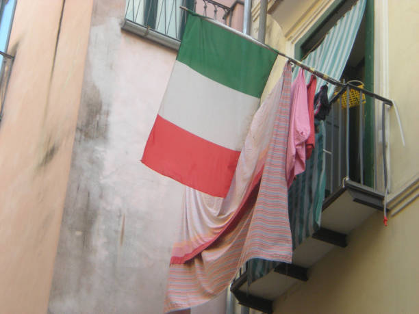 istock italian flag on the balcony 1293587481