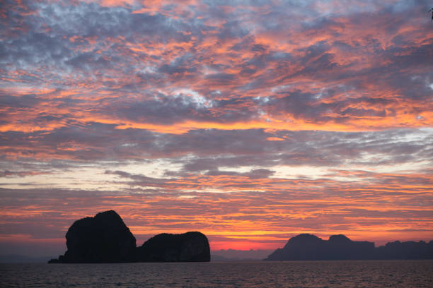 istock Sunset over the sea 1293650589