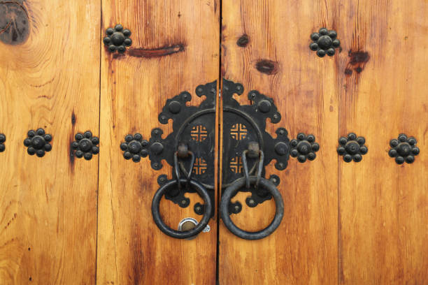 istock Korean traditional wooden door 1293663613