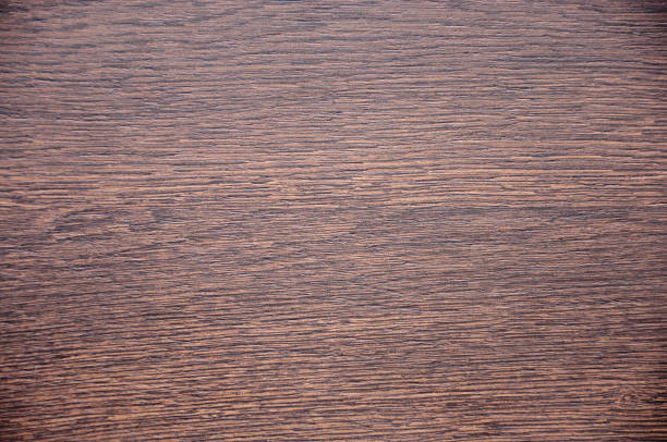 caoba, una superficie de madera roja natural pulida con un patrón pronunciado. - wood cherry dark mahogany tree fotografías e imágenes de stock