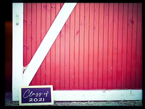 Class of 2021 Sign on barn door