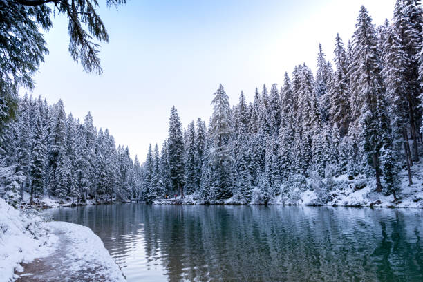 istock Lake Prags - first snow in a winter wonderland 1293892943