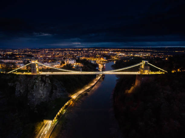 istock Clifton suspension bridge at night 1293905042