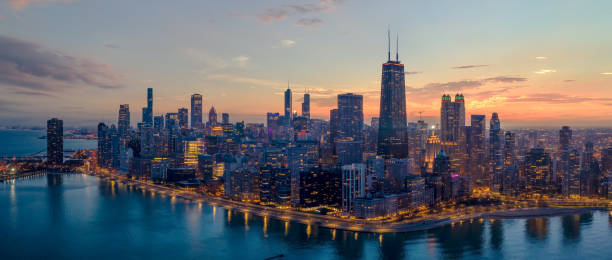 istock Panoramic View of Downtwon Chicago 1294065730